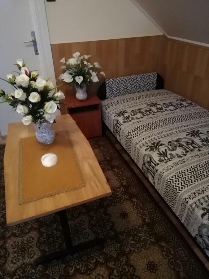מלון Hajdúszoboszló Szoboszlofonix Vendeghaz מראה חיצוני תמונה